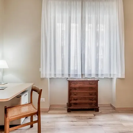 Bbhome History And Design In Testaccio District *