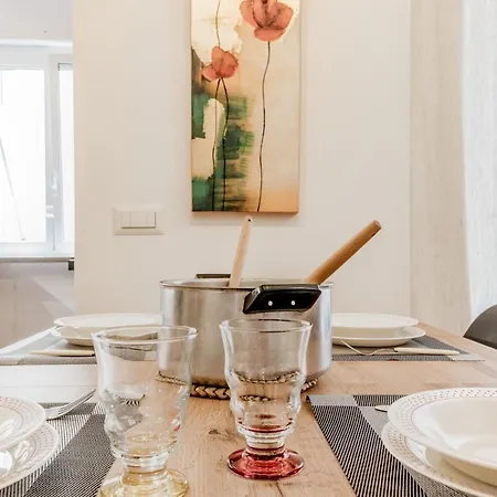 Bbhome History And Design In Testaccio District *